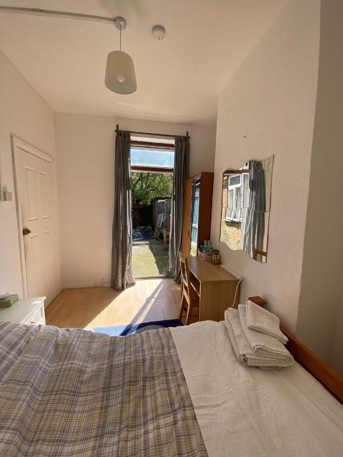 Homestay Near Tottenham Hotspur Stadium 런던 외부 사진