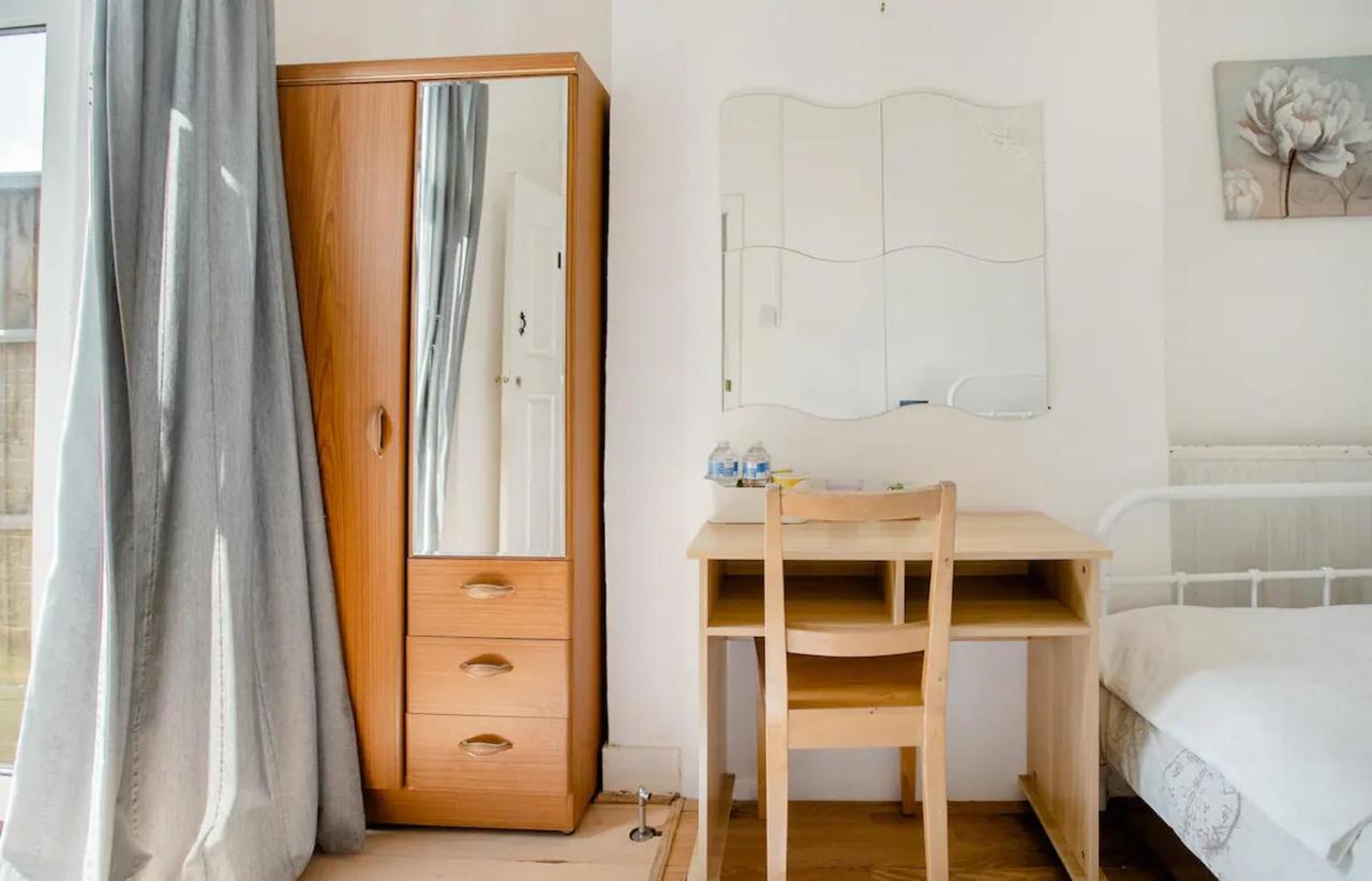 Homestay Near Tottenham Hotspur Stadium 런던 외부 사진